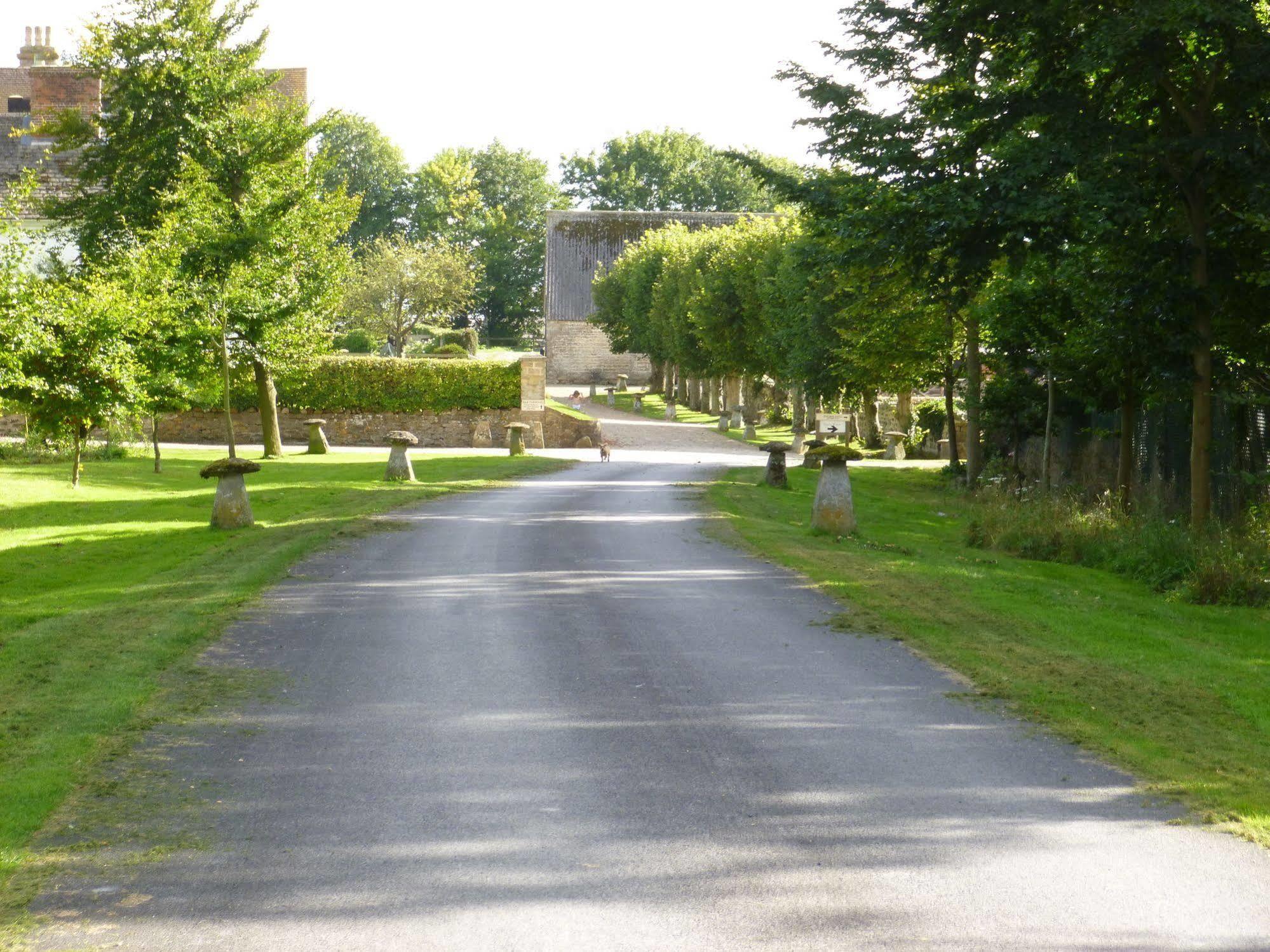 Overtown Manor Bed And Breakfast Swindon Eksteriør bilde
